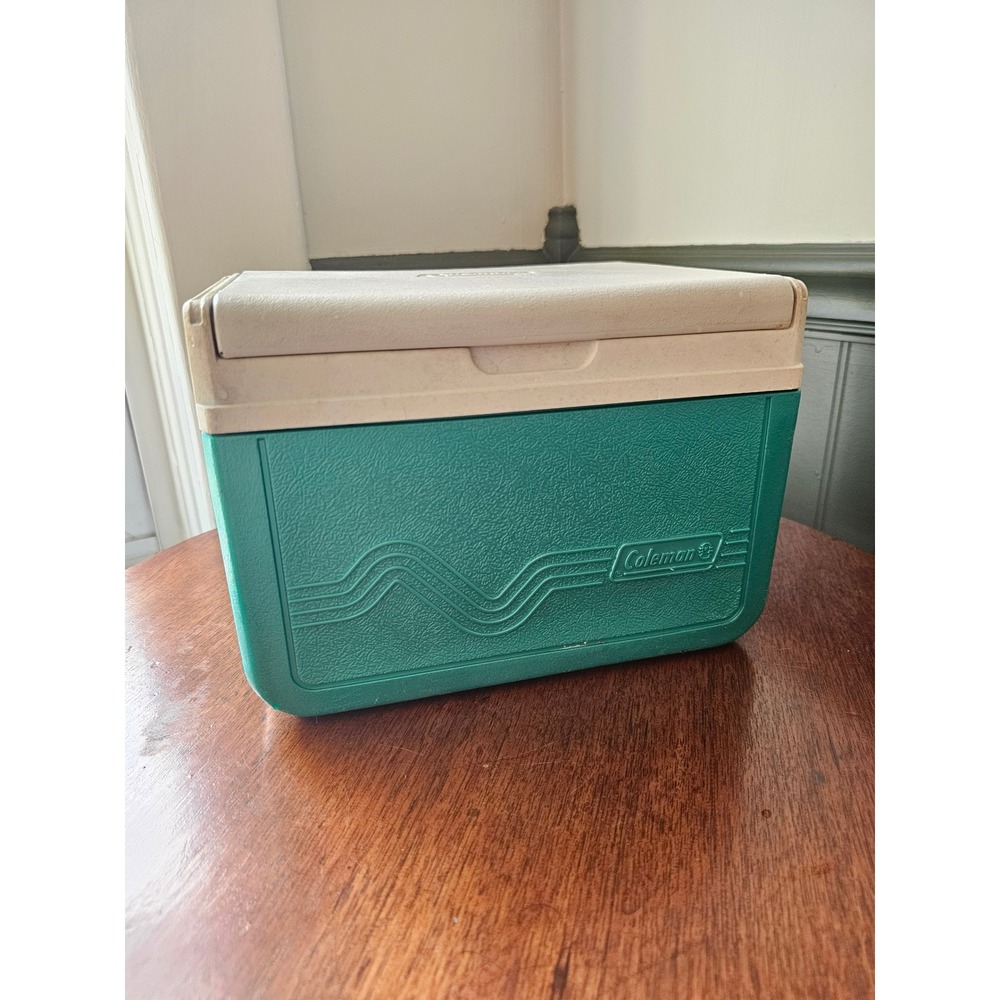 Vintage Coleman Model 5205 flip top Teal White Hard Shell Cooler Made in USA